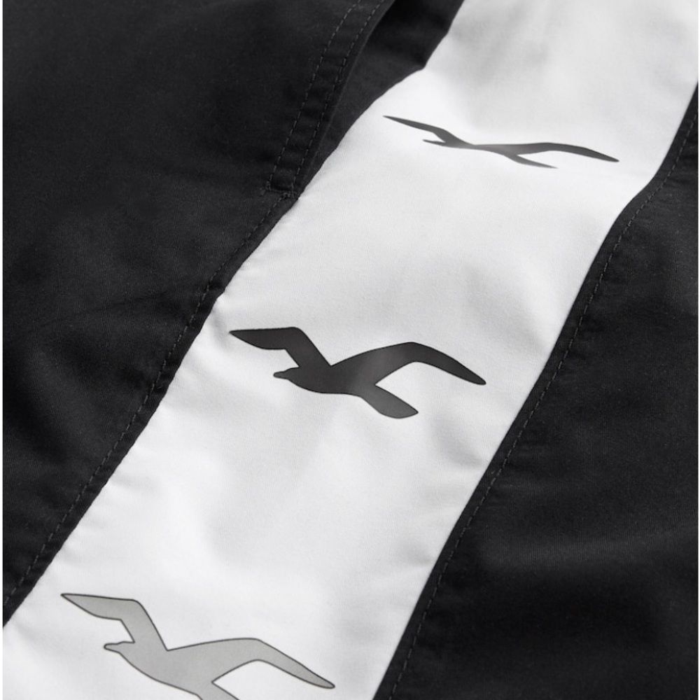 NWT - Hollister Men’s Boardshort 9” (Black - White Stripe & Gulls, 38W) - Picture 2 of 6
